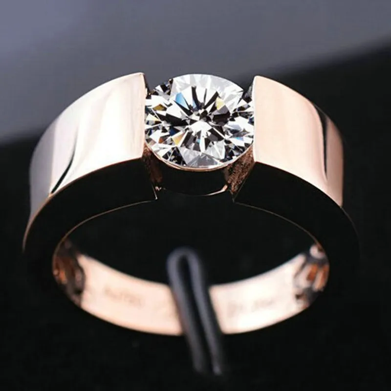 Fashion Simple Plane Inlaid Exquisite Zircon Couple Ring Rose Gold Alloy Metal Wedding Party Men's and Women's Jewelry Ring
Fashion Simple Plane Inlaid Exquisite Zircon Couple Ring Rose Gold Alloy Metal Wedding Party Men's and Women's Jewelry Ring