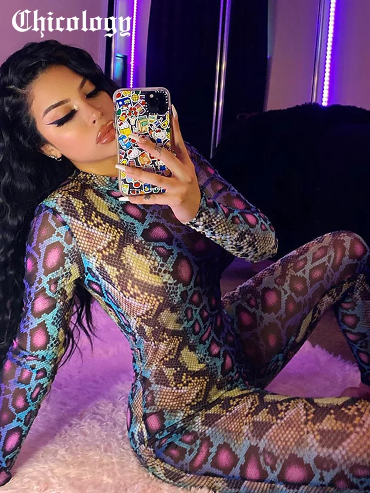Chicology 2022 Women Snake Print Hip Lift Slim One Piece Jumpsuit Loog Sleeves Sexy Y2K Summer Party Club Clothes Rave Outfit
Chicology 2022 Women Snake Print Hip Lift Slim One Piece Jumpsuit Loog Sleeves Sexy Y2K Summer Party Club Clothes Rave Outfit