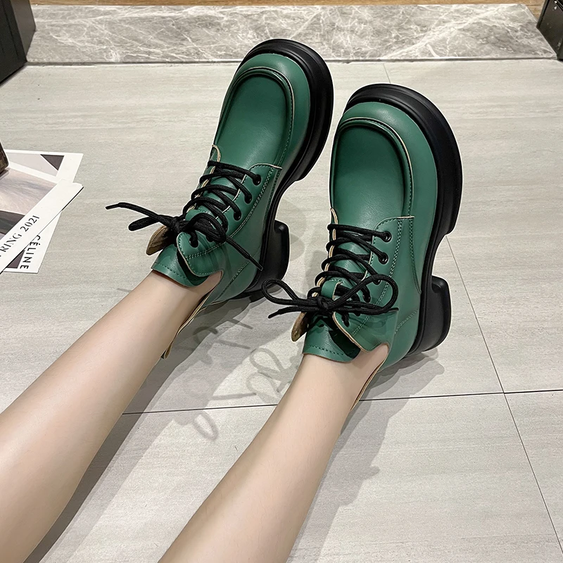 Casual Platform Women Motorcycle Boots 2023 New Design Lace Up Ladies Street Style Ankle Boots Female Solid Shoes Punk Student
Casual Platform Women Motorcycle Boots 2023 New Design Lace Up Ladies Street Style Ankle Boots Female Solid Shoes Punk Student