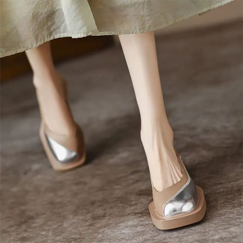 Ladies all-match square toe color matching shoes 2022 new thick-soled medium-heeled shoes
Ladies all-match square toe color matching shoes 2022 new thick-soled medium-heeled shoes