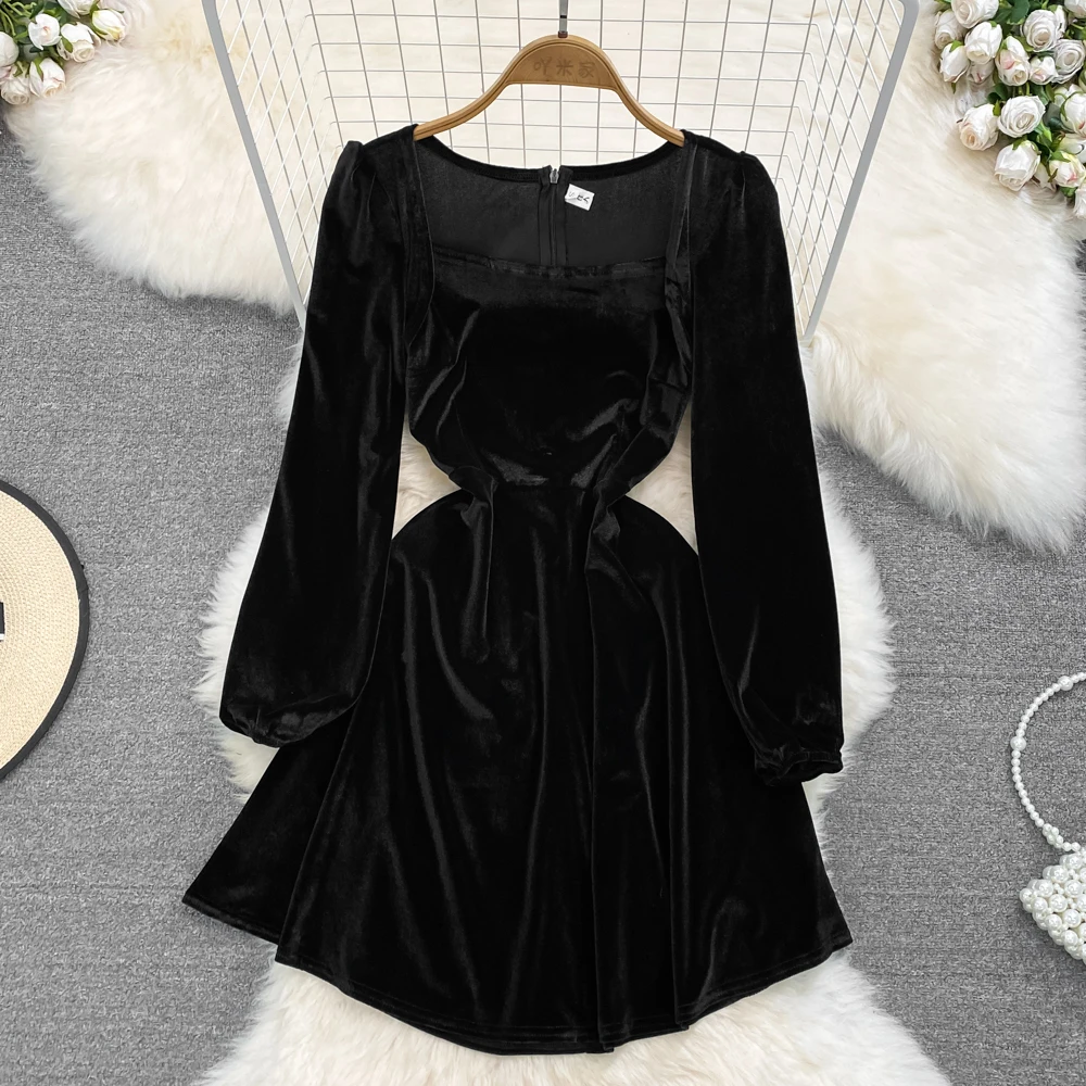 

Осенне-зимнее Новое высококачественное платье для похудения с длинным рукавом черное сексуальное бархатное платье с квадратным воротником