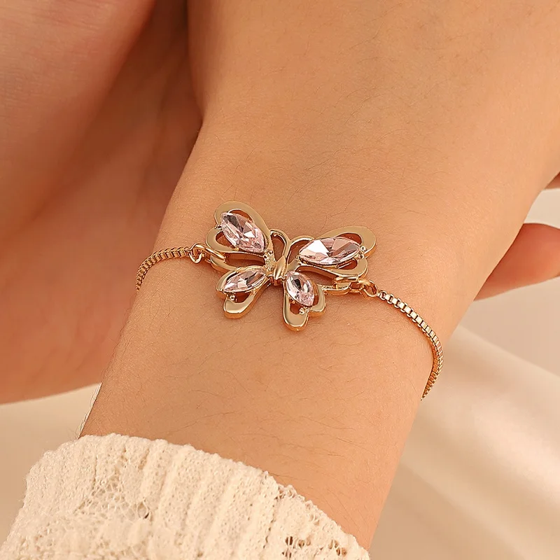 New Luxury Hollow Butterfly Zircon Bracelet for Women Love Heart Star Heartbeat Rhinestone Adjustable Bracelets Bangles Jewelry
New Luxury Hollow Butterfly Zircon Bracelet for Women Love Heart Star Heartbeat Rhinestone Adjustable Bracelets Bangles Jewelry