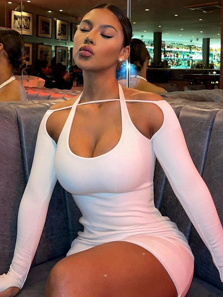 Женское платье с длинным рукавом, V-образным вырезом и вырезами 
Женское платье с длинным рукавом, V-образным вырезом и вырезами