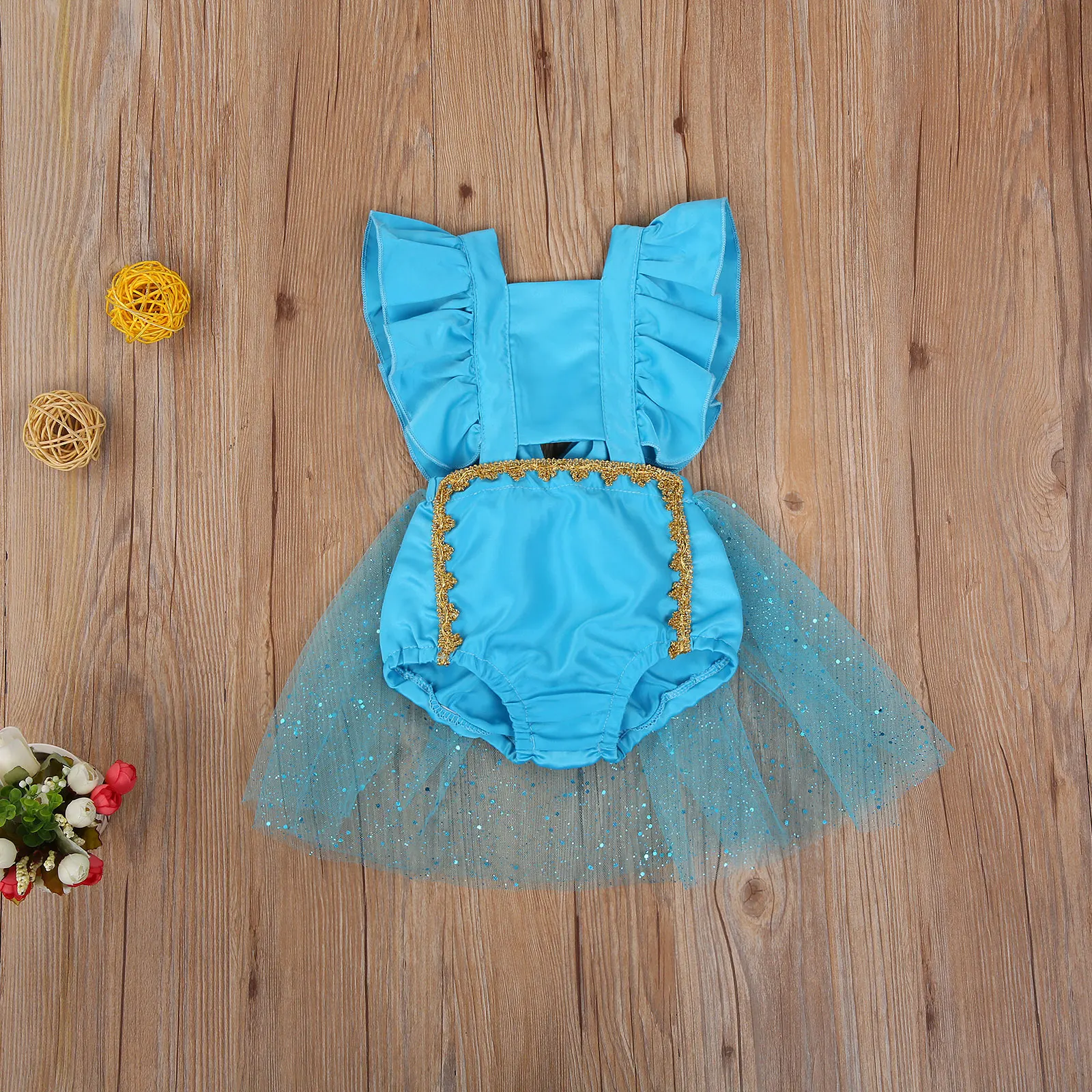 Newborn Baby Girls' Backless Romper with Gauze Skirt Lace Ruffled Sleeveless Triangle Crotch Infant Kids Jumpsuits Clothes
Newborn Baby Girls' Backless Romper with Gauze Skirt Lace Ruffled Sleeveless Triangle Crotch Infant Kids Jumpsuits Clothes