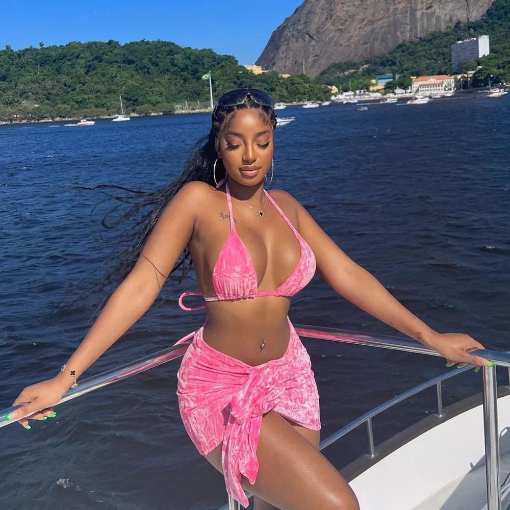 Sexy Beach Two Piece Dress Velvet Women Halter Backless Bikini Casual Elastic Dress 2023 Summer Cloth Female 2 Piece Skirt Set
Sexy Beach Two Piece Dress Velvet Women Halter Backless Bikini Casual Elastic Dress 2023 Summer Cloth Female 2 Piece Skirt Set