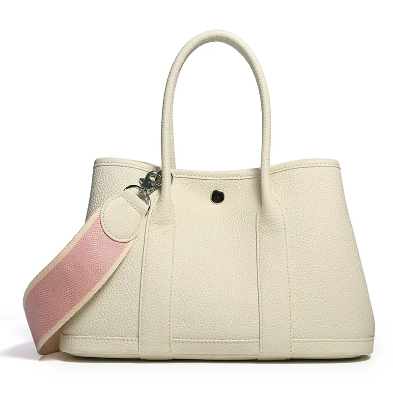 Luxury Brand Women Genuine Leather Shoulder Bags Cow Leather Handbag with Fabric Wide Strap Tote Bags for Women Designer Handbag
Luxury Brand Women Genuine Leather Shoulder Bags Cow Leather Handbag with Fabric Wide Strap Tote Bags for Women Designer Handbag