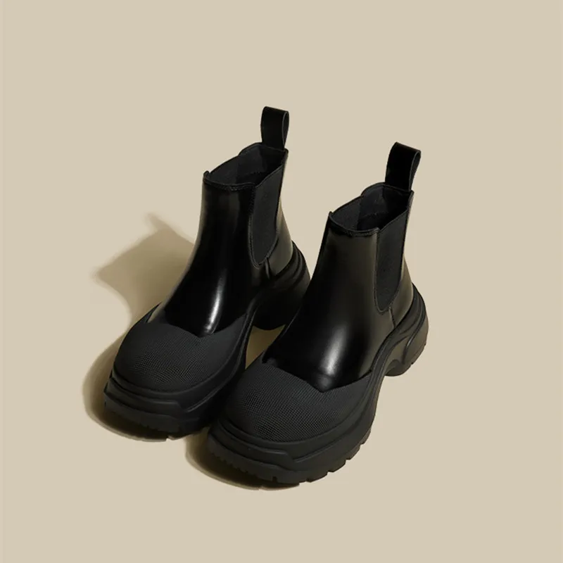 Genuine Leather Short Boots Women Ankle Boots 2022 Autumn Winter Round Toe Platform Slip on Chelsea Boots British Women Shoes
Genuine Leather Short Boots Women Ankle Boots 2022 Autumn Winter Round Toe Platform Slip on Chelsea Boots British Women Shoes
