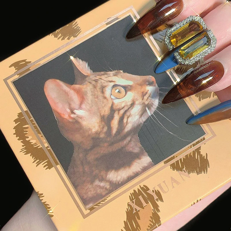 Diary four color eye shadow plate pearl matte fine flash earth color students affordable net red eye shadow makeup 
Diary four color eye shadow plate pearl matte fine flash earth color students affordable net red eye shadow makeup