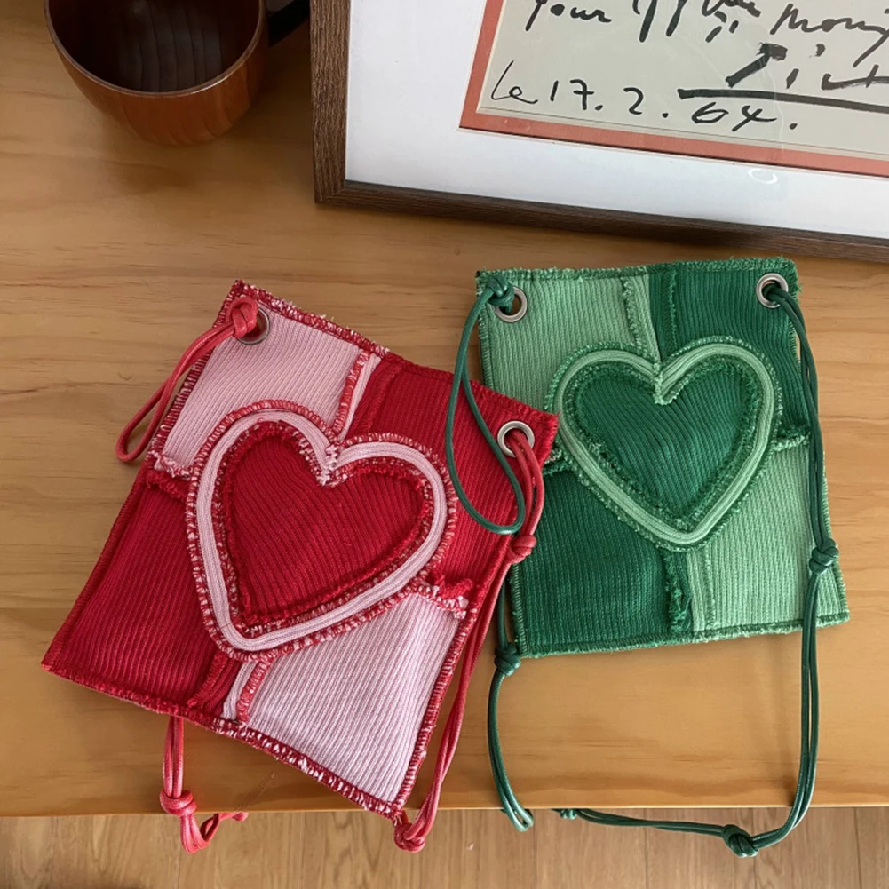 Women Fashion Shoulder Bag Heart Pattern Printing Design Crossbody Bag Small Purse Causal Shopping Handbags Gift
Women Fashion Shoulder Bag Heart Pattern Printing Design Crossbody Bag Small Purse Causal Shopping Handbags Gift