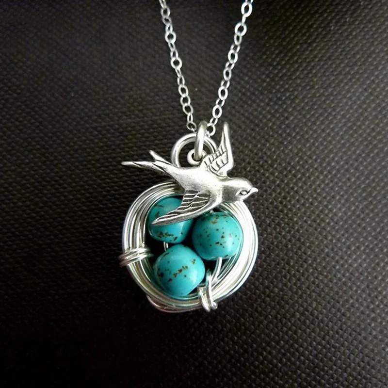 High end creative swallow homing necklace personality national style three Turquoise magpie bird nest pendant
High end creative swallow homing necklace personality national style three Turquoise magpie bird nest pendant