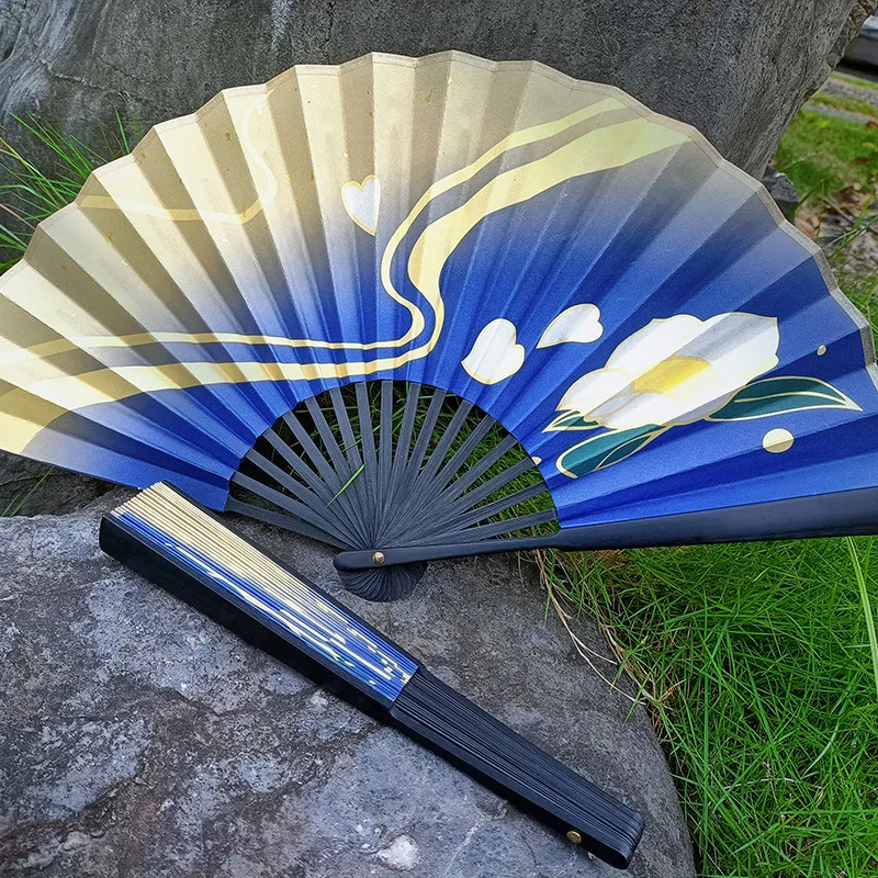 Genshin Impact Kamisato Ayaka Cosplay Fan Cloth Folding Fan Summer Durable Portable Hand Fan Cosplay Props Children's Gift
Genshin Impact Kamisato Ayaka Cosplay Fan Cloth Folding Fan Summer Durable Portable Hand Fan Cosplay Props Children's Gift