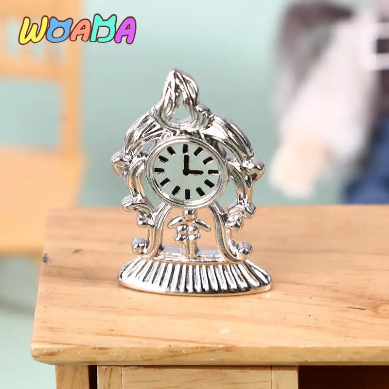 1:12 миниатюрные часы для кукольного домика, настольные часы, модель кукольного домика, декоративная мебель, игрушка
1:12 миниатюрные часы для кукольного домика, настольные часы, модель кукольного домика, декоративная мебель, игрушка