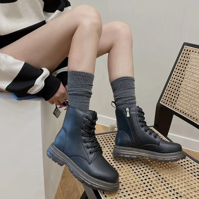 Зимние новые ботинки на платформе 2022 Универсальные ботинки с круглым носком на резиновой подошве рыцарские ботинки чистые красные черные ж...
Зимние новые ботинки на платформе 2022 Универсальные ботинки с круглым носком на резиновой подошве рыцарские ботинки чистые красные черные ж...