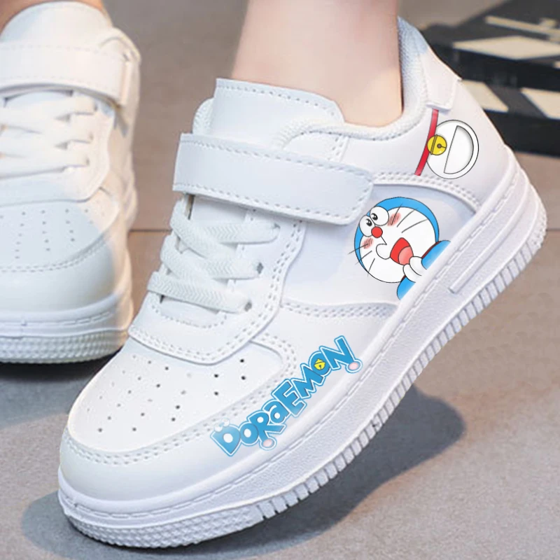 Симпатичные Детские кроссовки Doraemon, Мягкая Повседневная обувь для девочек с героями мультфильмов, размер обуви для бега
Симпатичные Детские кроссовки Doraemon, Мягкая Повседневная обувь для девочек с героями мультфильмов, размер обуви для бега