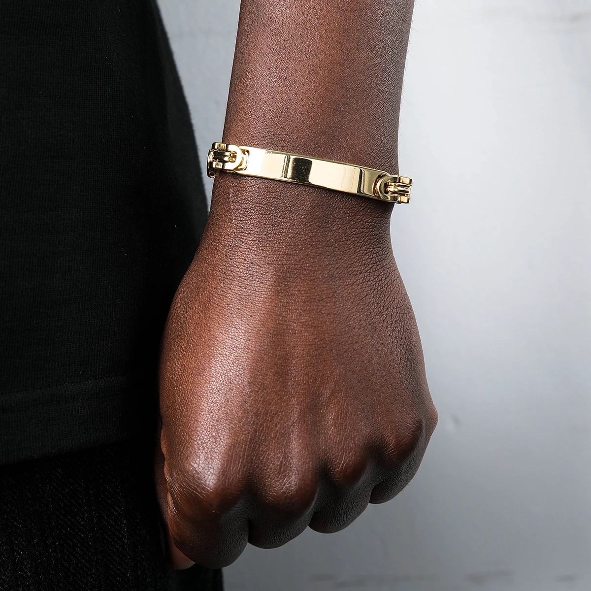 US7 Charm Stainless Steel Curved Sign Design Noble Pretty 9MM Mens Chain Jewelry Fashion Geometric Bracelet Free Shipping
US7 Charm Stainless Steel Curved Sign Design Noble Pretty 9MM Mens Chain Jewelry Fashion Geometric Bracelet Free Shipping