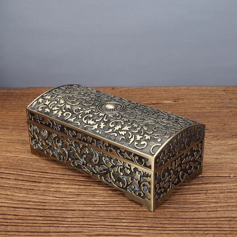 Vintage Metal Jewelry Box Trinket Jewelry Storage for Rings Earrings Medium NJ72603
Vintage Metal Jewelry Box Trinket Jewelry Storage for Rings Earrings Medium NJ72603