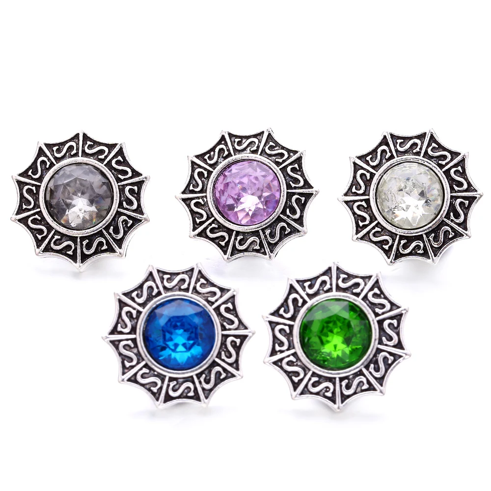 New Snap Jewelry DIY Charms 10Pcs/Lot Metal Crystal Rhinestone Gemelos Accessories Fit 18mm Snap Button Bracelet Necklace B339
New Snap Jewelry DIY Charms 10Pcs/Lot Metal Crystal Rhinestone Gemelos Accessories Fit 18mm Snap Button Bracelet Necklace B339