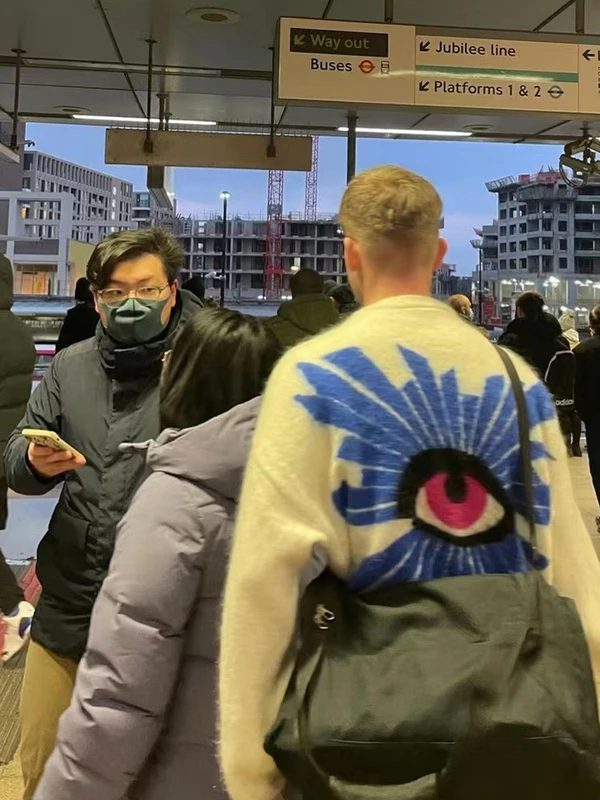 Men Oversized Sweater Eye pattern villus Women Vintage Retro Knitted Sweater harajuku Autumn And Winter Cotton Pullover Unisex
Men Oversized Sweater Eye pattern villus Women Vintage Retro Knitted Sweater harajuku Autumn And Winter Cotton Pullover Unisex
