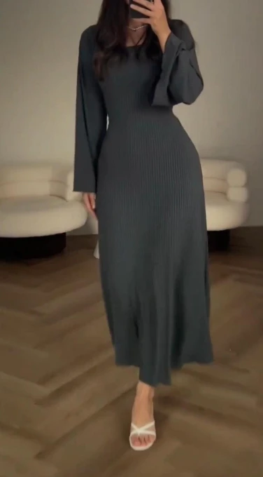 Women's Dresses 2023 Autumn Winter Solid Long Sleeve Round Neck Split Loose Casual Mid Waist Professional Dress Women
Women's Dresses 2023 Autumn Winter Solid Long Sleeve Round Neck Split Loose Casual Mid Waist Professional Dress Women