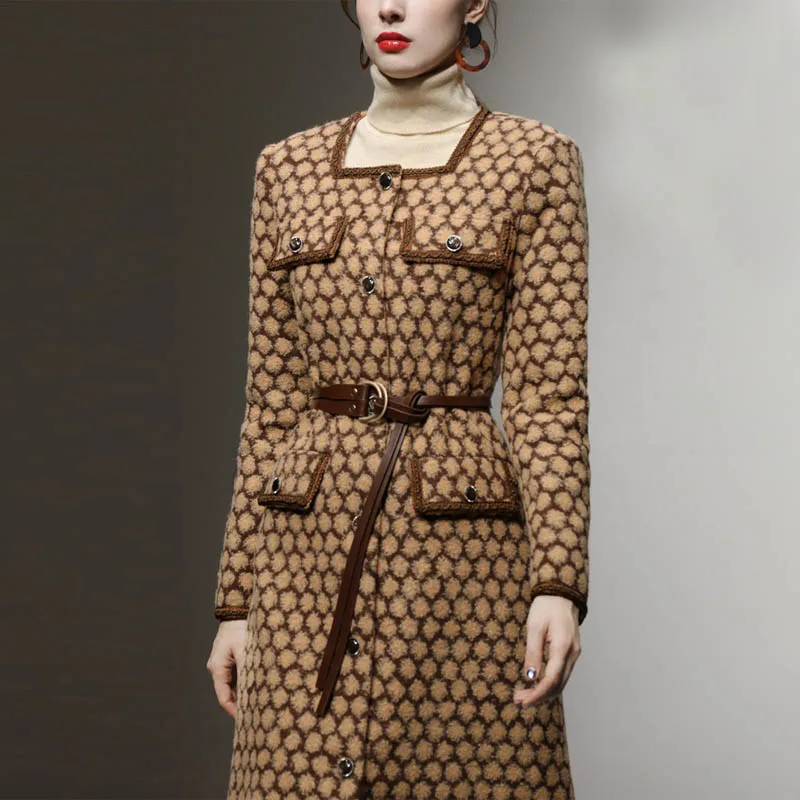 2022 Autumn and winter runway fashion Chic Tweed Women Dress Button Long Sleeve Dress Women Clothing Business Elegant
2022 Autumn and winter runway fashion Chic Tweed Women Dress Button Long Sleeve Dress Women Clothing Business Elegant