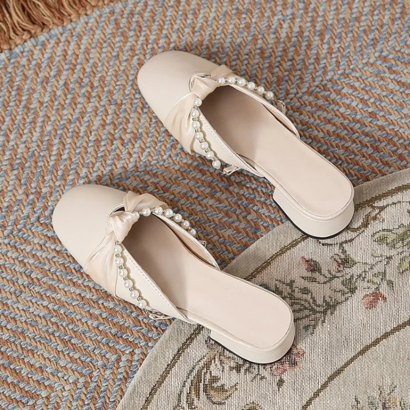 2023 Spring Autumn Summer New Fashion Lightweight Low Heel Beaded Shallow Mouth Casual Sandals Women's High Heel Slippers
2023 Spring Autumn Summer New Fashion Lightweight Low Heel Beaded Shallow Mouth Casual Sandals Women's High Heel Slippers
