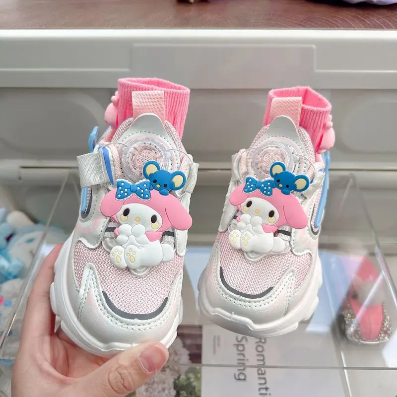Kawaii Sanrios My Melody Spring and Autumn Girl Cute Cartoon Child Spin Button Lace-Free Lightweight Non-Slip Casual Sneakers
Kawaii Sanrios My Melody Spring and Autumn Girl Cute Cartoon Child Spin Button Lace-Free Lightweight Non-Slip Casual Sneakers