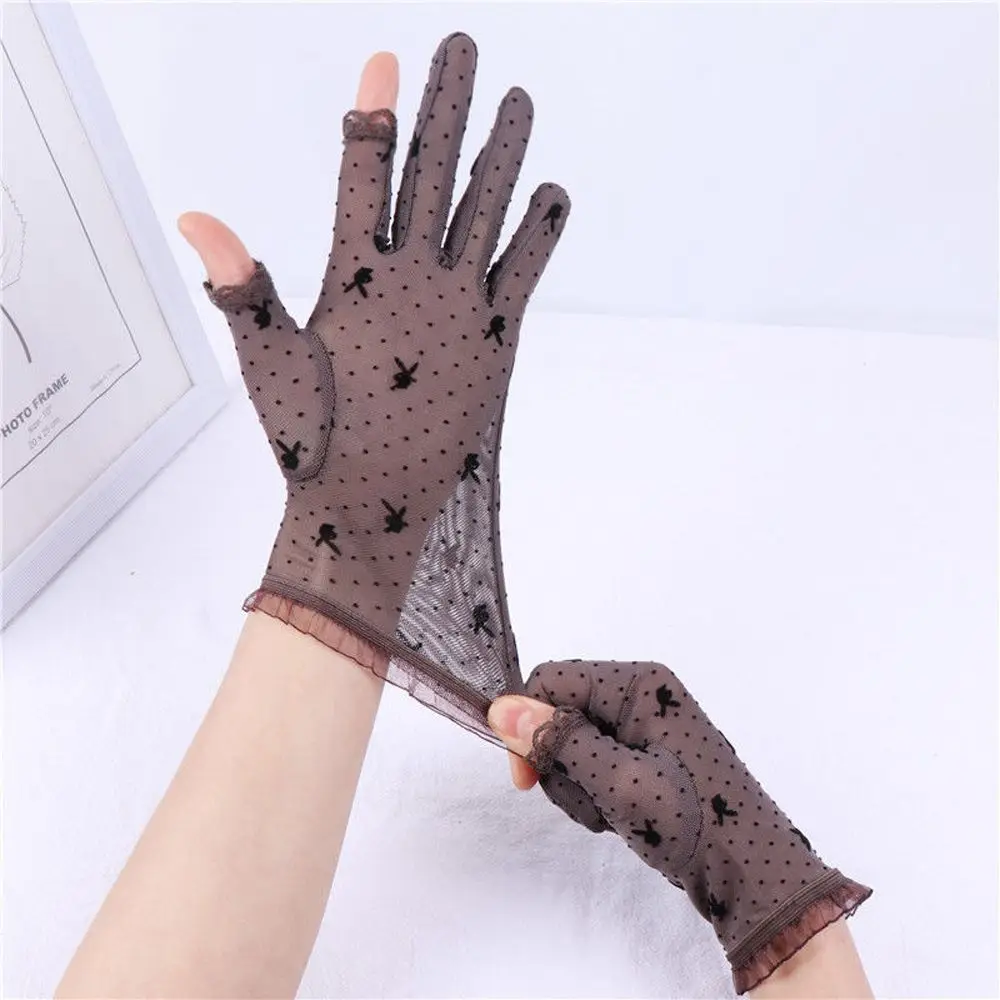 Summer Women Gloves Thin Lace Mesh Uv-proof Driving Gloves Show Two Fingers Touch Screen Short Wrist Mittens
Summer Women Gloves Thin Lace Mesh Uv-proof Driving Gloves Show Two Fingers Touch Screen Short Wrist Mittens