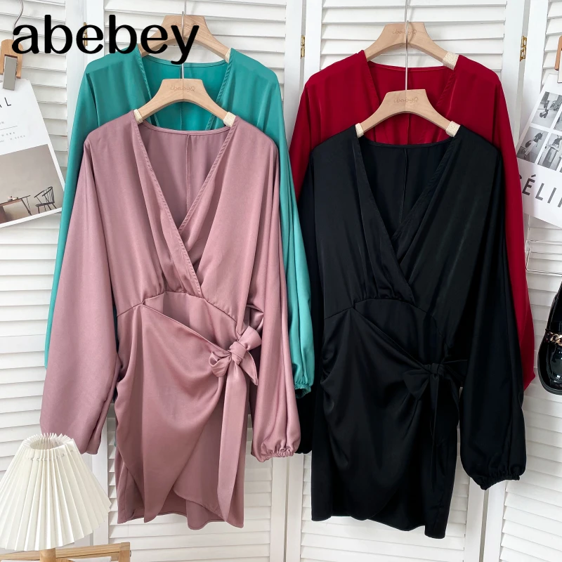 Korean V-Neck long sleeve Dress high waist pleated bandage waist irregular design mid-length Satin Dress 2022 New Spring Autumn
Korean V-Neck long sleeve Dress high waist pleated bandage waist irregular design mid-length Satin Dress 2022 New Spring Autumn