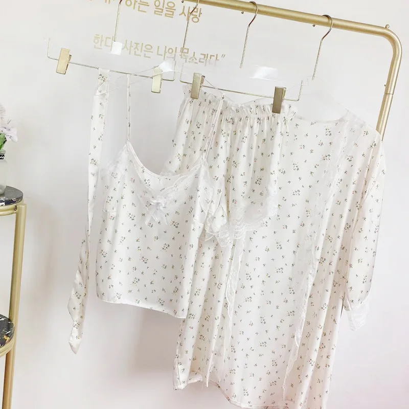 White Printing Polka Dots Pajamas Set Women Nightwear Sleep Suit Thin Homewear 3Pcs Home Clothing Summer Casual Silk Lounge
White Printing Polka Dots Pajamas Set Women Nightwear Sleep Suit Thin Homewear 3Pcs Home Clothing Summer Casual Silk Lounge