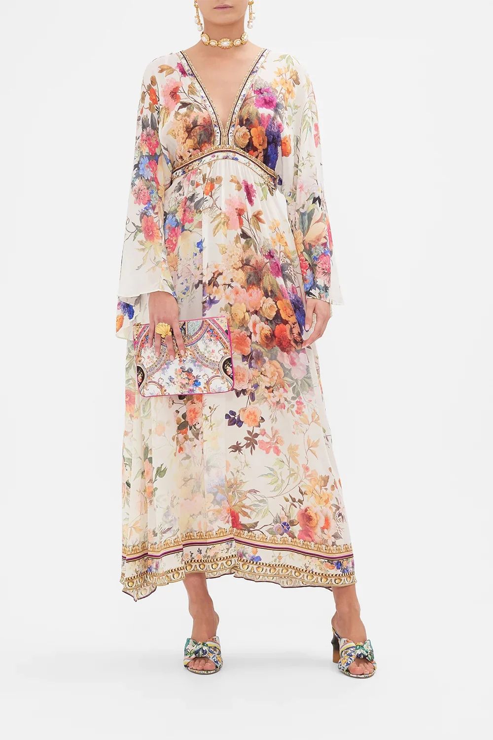 

Женское платье-миди из 100% натурального шелка с V-образным вырезом и цветочным принтом