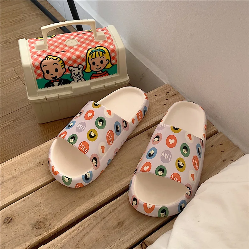 EVA Female Summer INS Fashion Thick Soled Slippers Indoor Home With Outdoor Wear Student Dormitory Beach Slippers
EVA Female Summer INS Fashion Thick Soled Slippers Indoor Home With Outdoor Wear Student Dormitory Beach Slippers