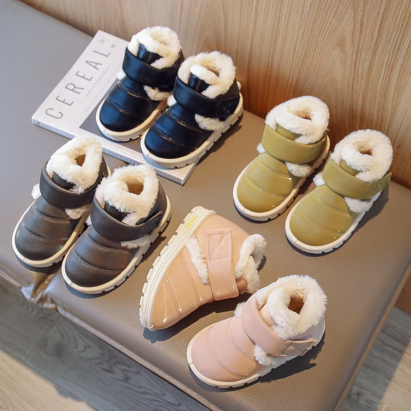 Japanese Style Children High-top Snow Boots 2022 Winter New Baby Boys and Girls Versatile Warm Cotton Shoes Casual Solid Color
Japanese Style Children High-top Snow Boots 2022 Winter New Baby Boys and Girls Versatile Warm Cotton Shoes Casual Solid Color