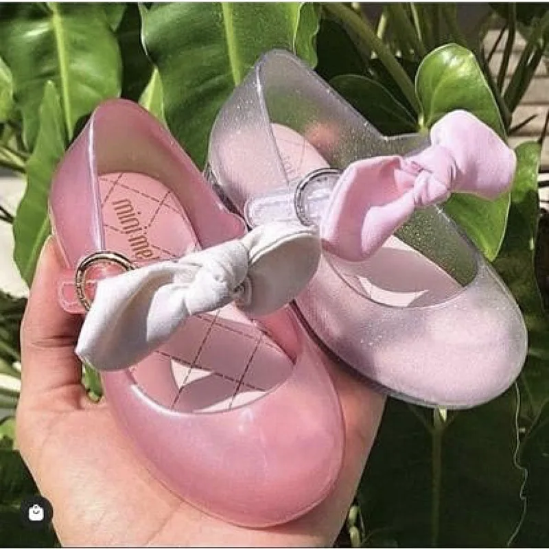 2022 Summer New Melissa Children's Shoes Fashion Girls Cloth Bow Jelly Shoes Baby Kids Ballet Princess Sandals Girls Beach Shoes
2022 Summer New Melissa Children's Shoes Fashion Girls Cloth Bow Jelly Shoes Baby Kids Ballet Princess Sandals Girls Beach Shoes