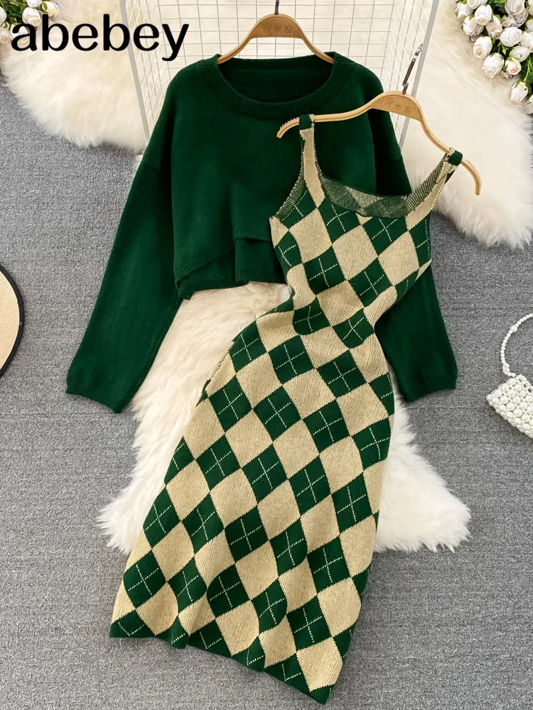 2022 Knitted Women Sets Loose Long Sleeves Sweater Crop Top+ Plaid Elastic Dress French Style Casual Two Piece Set Outfits
2022 Knitted Women Sets Loose Long Sleeves Sweater Crop Top+ Plaid Elastic Dress French Style Casual Two Piece Set Outfits