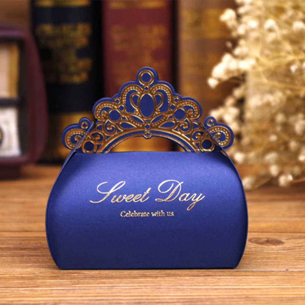 50pcs Crown Paper Gift Box Wedding Party Favor Box Gift Bags Candy Dragee Baptism Chocolate Packaging Container
50pcs Crown Paper Gift Box Wedding Party Favor Box Gift Bags Candy Dragee Baptism Chocolate Packaging Container