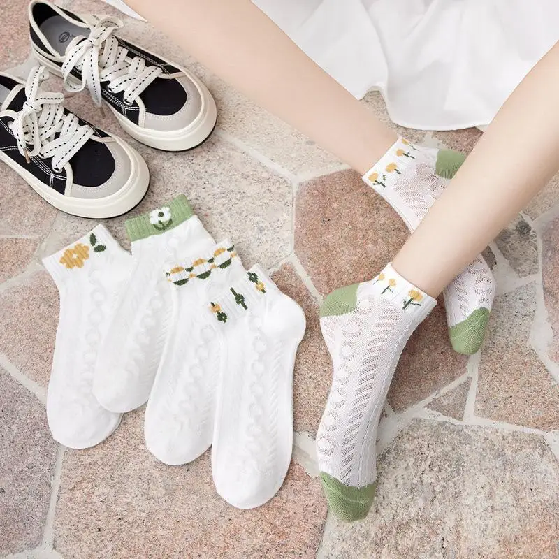 5 Pairs Fresh Women's Short Socks Fashion Summer Autumn Lace Mesh Comfortable Breathable Kawaii Style New High Quality Socks
5 Pairs Fresh Women's Short Socks Fashion Summer Autumn Lace Mesh Comfortable Breathable Kawaii Style New High Quality Socks