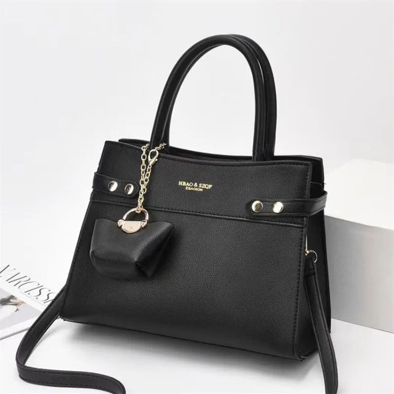Popular and Fashionable Handbag for Women 2023 New Niche Design for Women Luxury Versatile Crossbody Bag
Popular and Fashionable Handbag for Women 2023 New Niche Design for Women Luxury Versatile Crossbody Bag