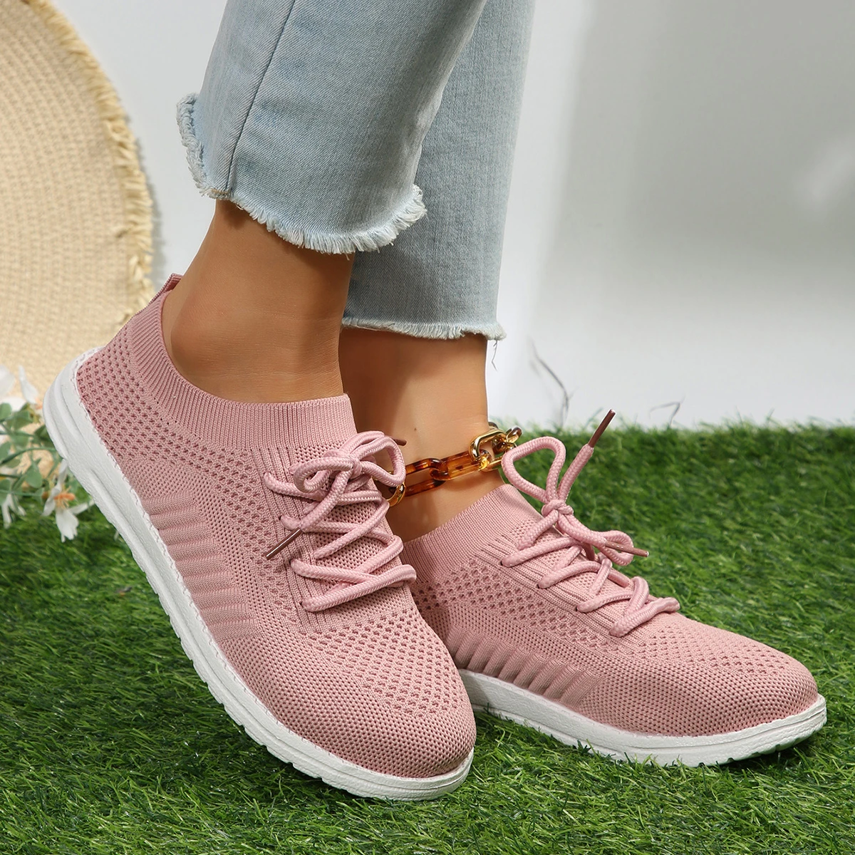 Women Sneakers Slip on Mesh Light Breathable Shoes Woman Walking Platform Comfortable Casual Fashion Female Lace Up Non Slip New
Women Sneakers Slip on Mesh Light Breathable Shoes Woman Walking Platform Comfortable Casual Fashion Female Lace Up Non Slip New