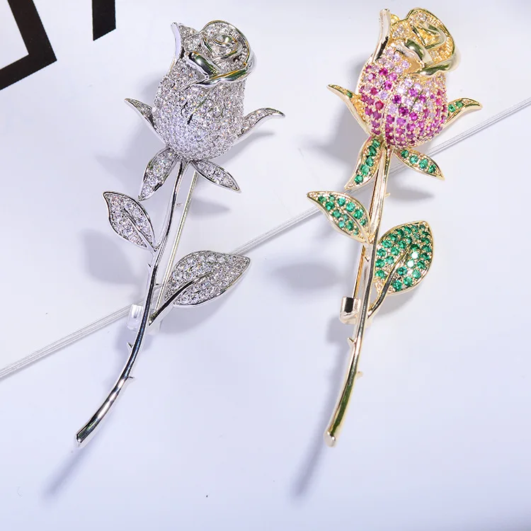 2023New creative micro-encrusted zircon gradient rose brooch women's temperament pin coat cardigan corsage wedding accessories
2023New creative micro-encrusted zircon gradient rose brooch women's temperament pin coat cardigan corsage wedding accessories