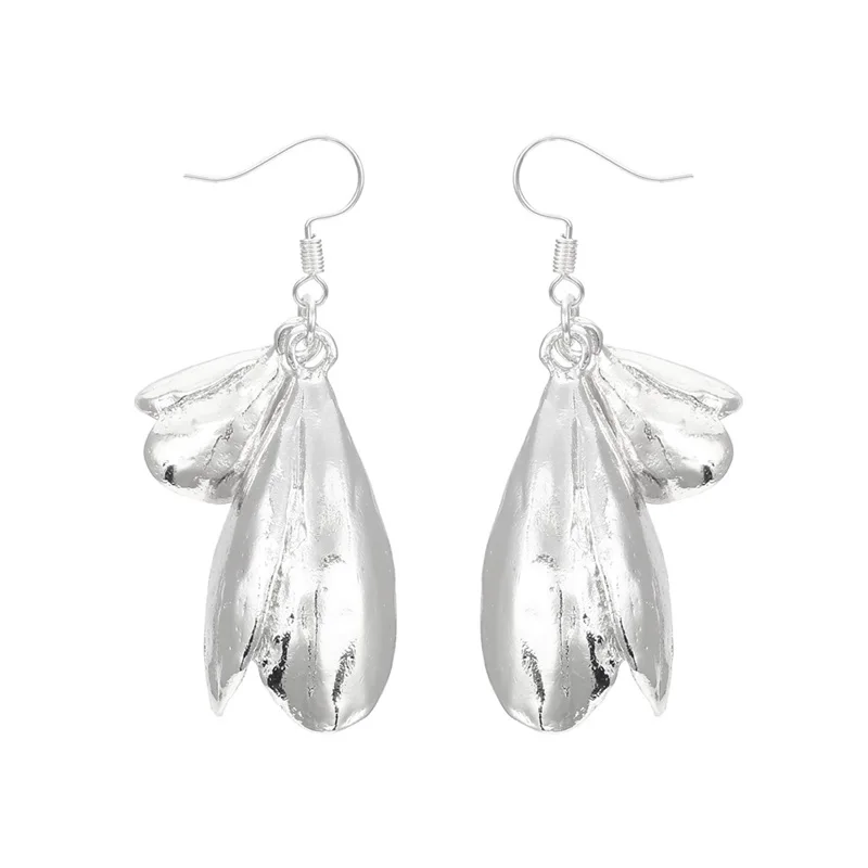Exaggerated Earrings Alloy Gold-plated Flower Bud Leaf Earrings Retro Holiday Style Metal Flower Ear Hook Earrings
Exaggerated Earrings Alloy Gold-plated Flower Bud Leaf Earrings Retro Holiday Style Metal Flower Ear Hook Earrings
