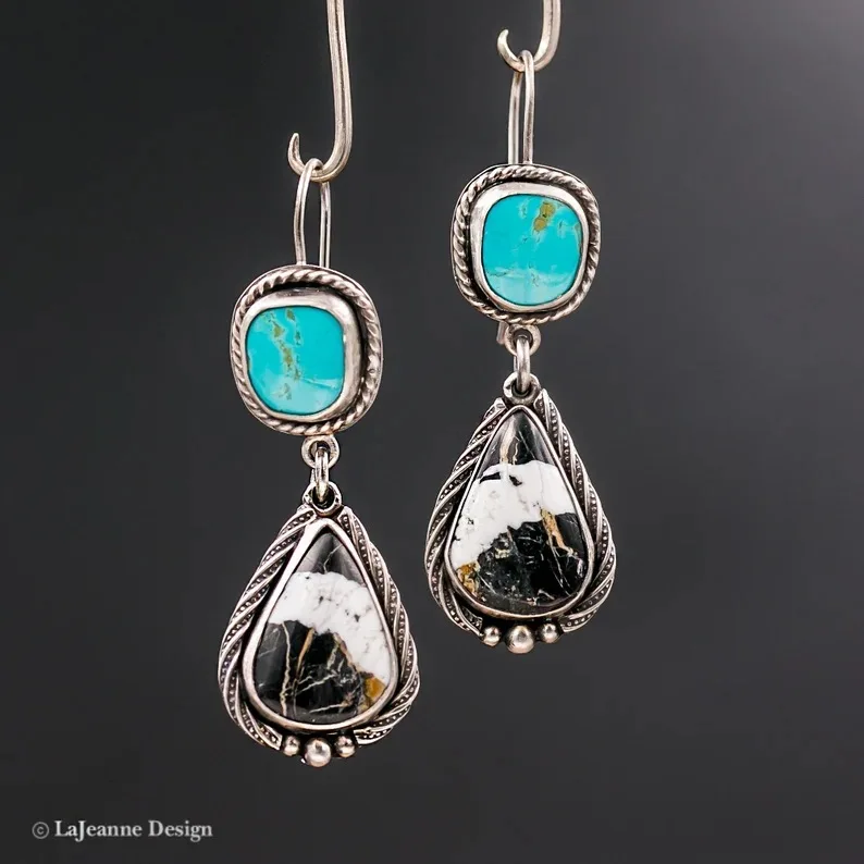 Retro National Style Inlaid Resin Stone Female Earrings Hollowed Out Like Charm Eye Pendant Charm Temperament Jewelry
Retro National Style Inlaid Resin Stone Female Earrings Hollowed Out Like Charm Eye Pendant Charm Temperament Jewelry