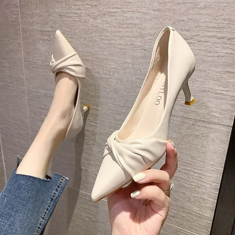 High heels women's new women's shoes autumn pointed toe shallow mouth shoes women's stiletto medium heel fashion shoes
High heels women's new women's shoes autumn pointed toe shallow mouth shoes women's stiletto medium heel fashion shoes