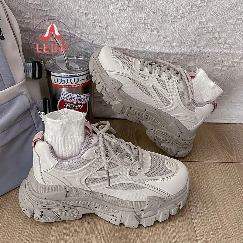 Кроссовки женские сетчатые, дышащие удобные спортивные, на платформе, повседневная обувь с мягкой подошвой, лето 2022 
Кроссовки женские сетчатые, дышащие удобные спортивные, на платформе, повседневная обувь с мягкой подошвой, лето 2022