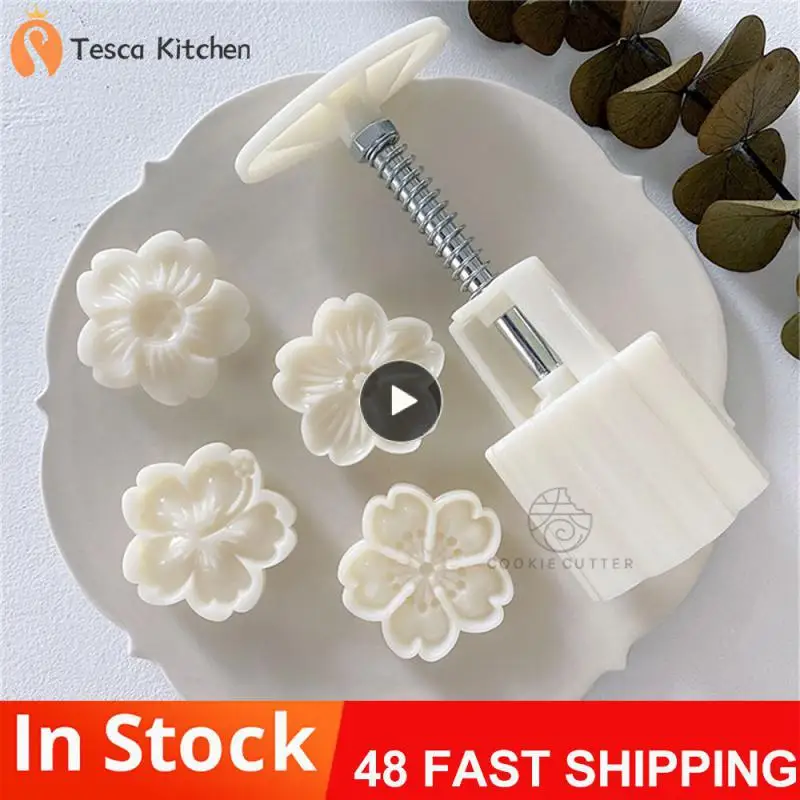 1~8PCS Mooncake Mold Cherry Blossom Flowers Sakura Pattern Stamps Hand Press Mold Plungers Pastry Tools Mid-autumn Festival
1~8PCS Mooncake Mold Cherry Blossom Flowers Sakura Pattern Stamps Hand Press Mold Plungers Pastry Tools Mid-autumn Festival