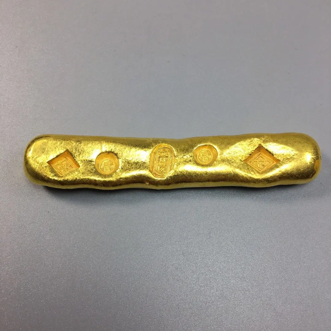 Коллекция антиквариата, ретро ремесла, различные кусочки, старые цзиньмао маленькие полоски золотых слитков, золотые слитки, украшение для ...
Коллекция антиквариата, ретро ремесла, различные кусочки, старые цзиньмао маленькие полоски золотых слитков, золотые слитки, украшение для ...