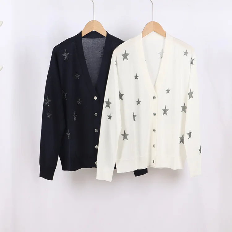 Women Knit silk Cardigan sweater lady Star Jacquard v-neck casual sweater 2022 new
Women Knit silk Cardigan sweater lady Star Jacquard v-neck casual sweater 2022 new