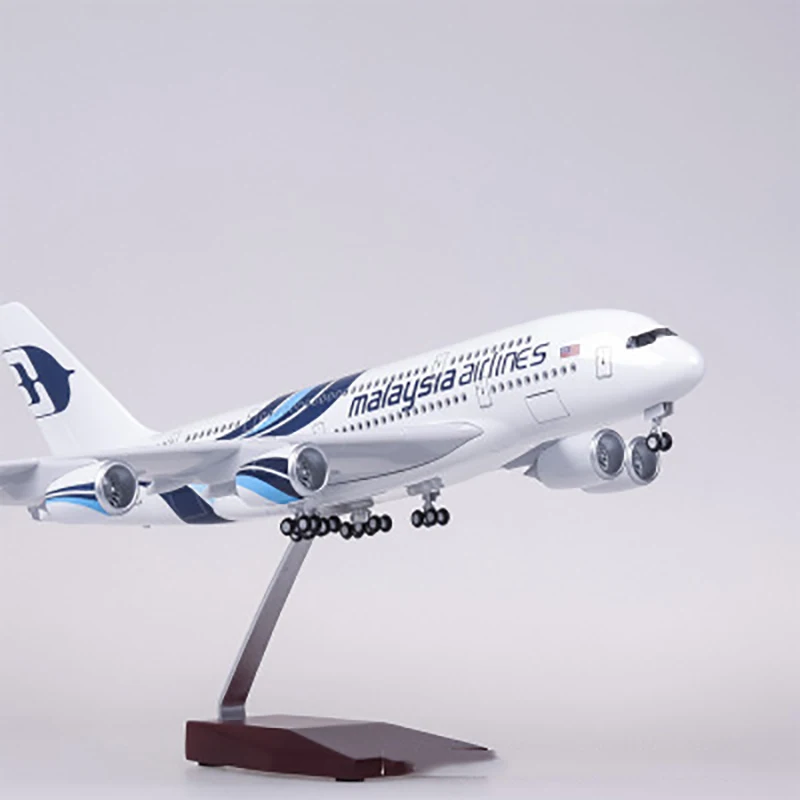 1/160 Malaysia Airlines Malaysia Airlines Airbus A380 civil airliner aircraft model simulation model collection
1/160 Malaysia Airlines Malaysia Airlines Airbus A380 civil airliner aircraft model simulation model collection