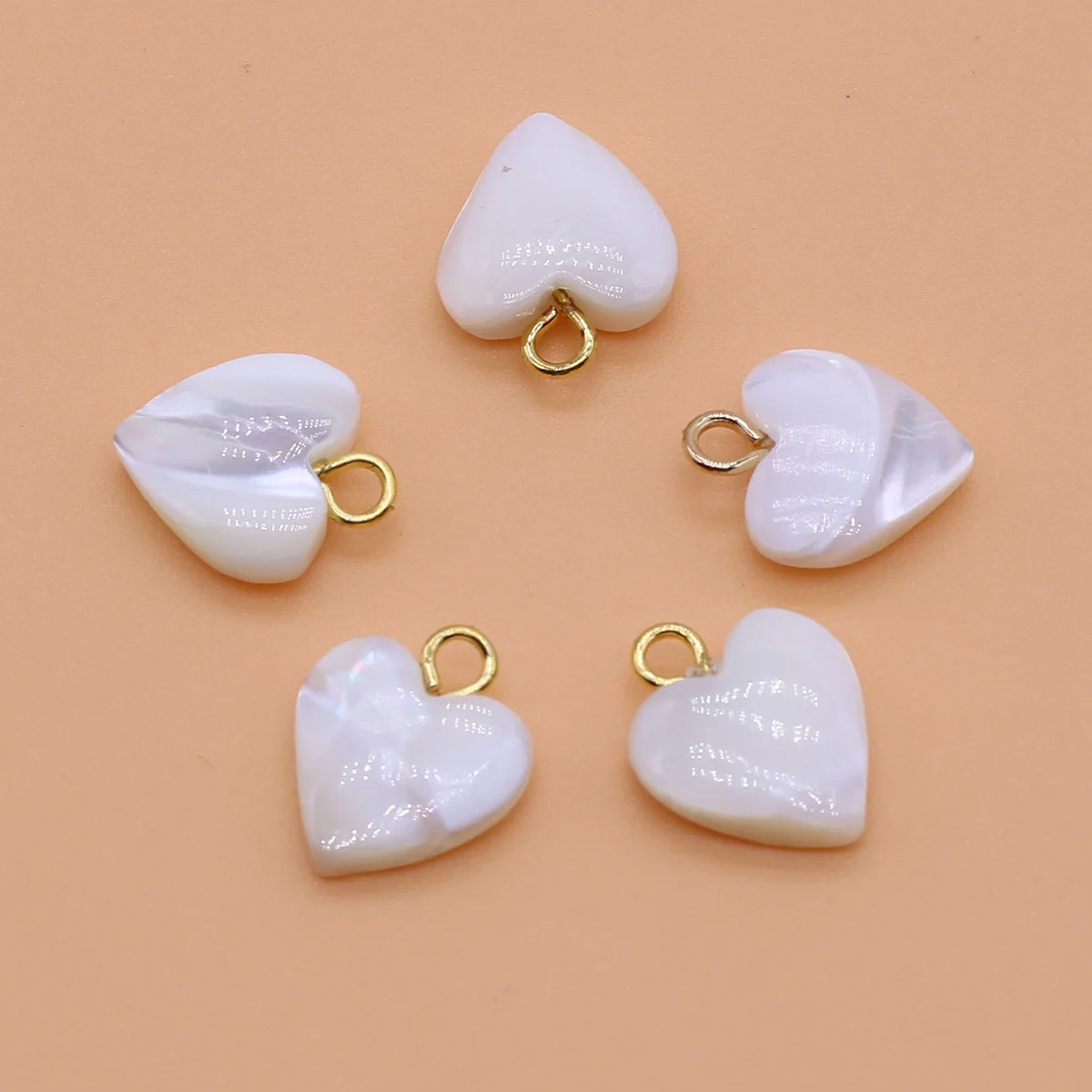 5Pcs/lot Natural White Shell Mother Shell Small Heart Pendant for DIY Craft Bracelet Necklace Earring Jewelry Making
5Pcs/lot Natural White Shell Mother Shell Small Heart Pendant for DIY Craft Bracelet Necklace Earring Jewelry Making