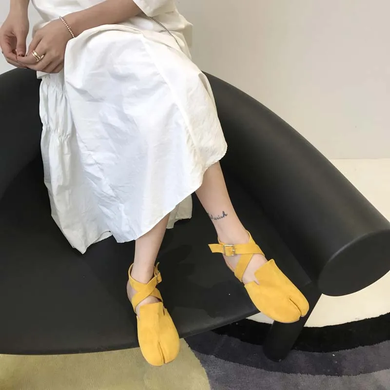Bailamos Women Flats Brand Fashion Split toe Flat Lace-up Casual Sandals Shoes Strap Shoes Comfortable Lady Peep Toe Mules Mujer
Bailamos Women Flats Brand Fashion Split toe Flat Lace-up Casual Sandals Shoes Strap Shoes Comfortable Lady Peep Toe Mules Mujer