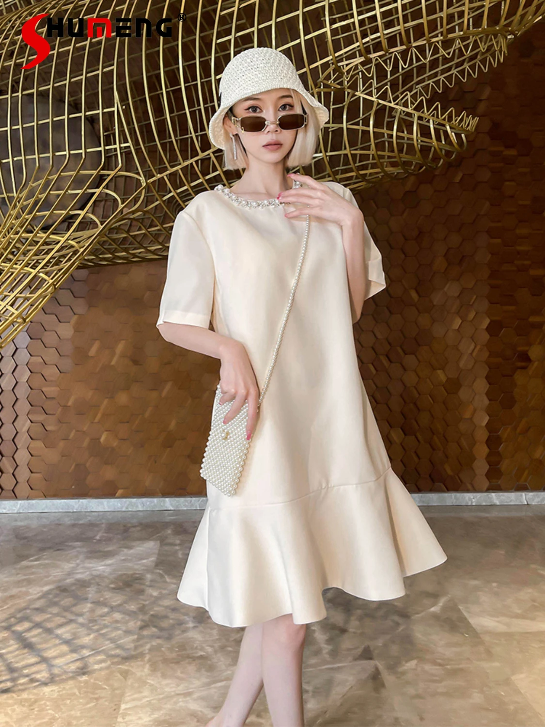 New Women 2022 Summer Fashion French Style Stylish A- Line Knee-length Dress Ladies Elegant Simple Solid Beading Fishtail Dress
New Women 2022 Summer Fashion French Style Stylish A- Line Knee-length Dress Ladies Elegant Simple Solid Beading Fishtail Dress